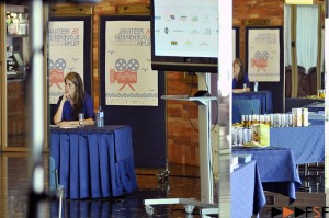 Novinarska konferenca, Porotorož